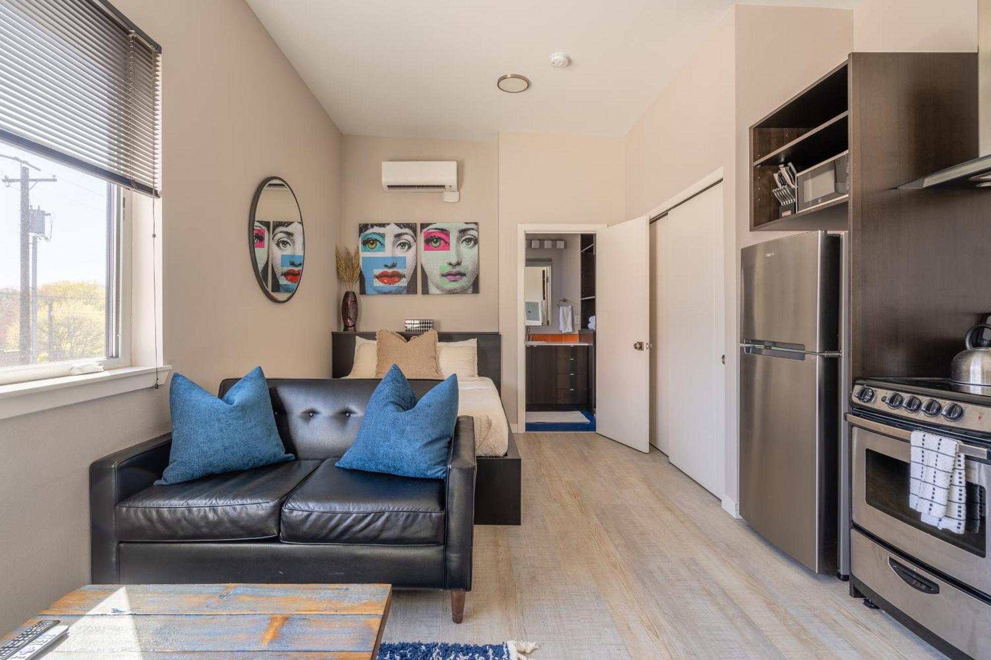Sunny Studio Apartment - Food Carts, Coffee & Bars Портланд Екстериор снимка